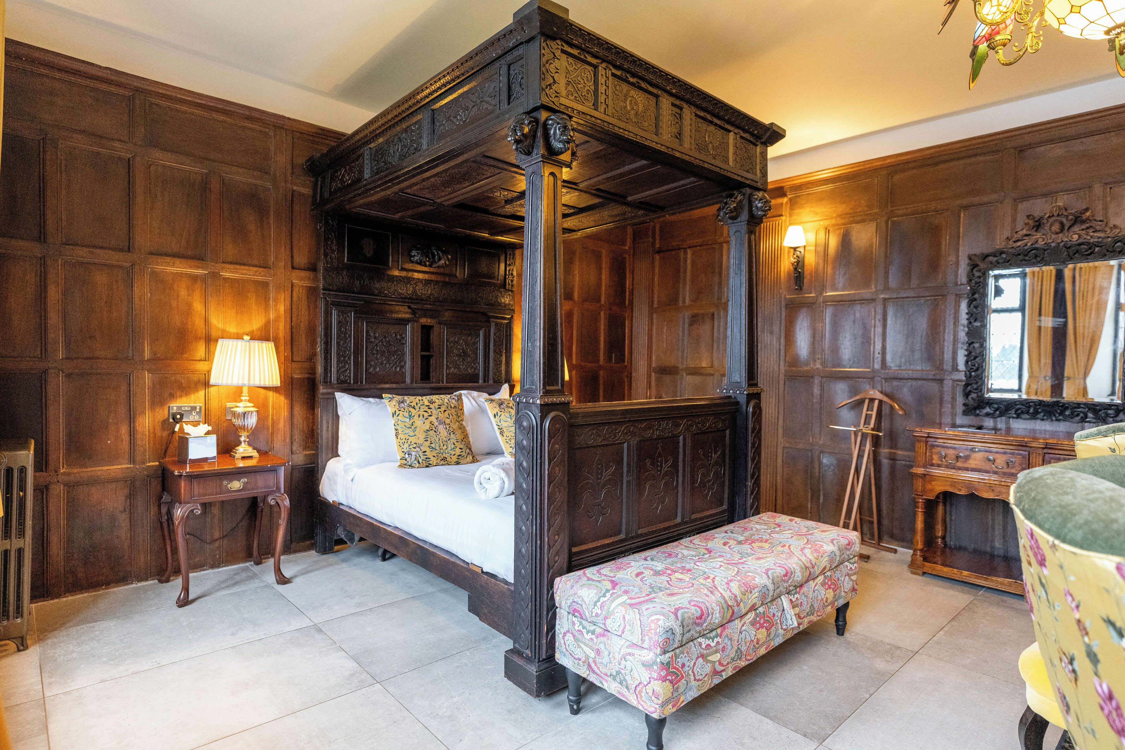 Weston Manor Hotel