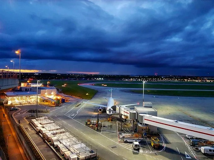 Airports near Bicester