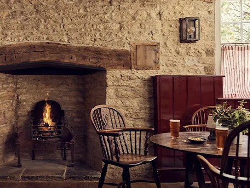 The Bell Charlbury